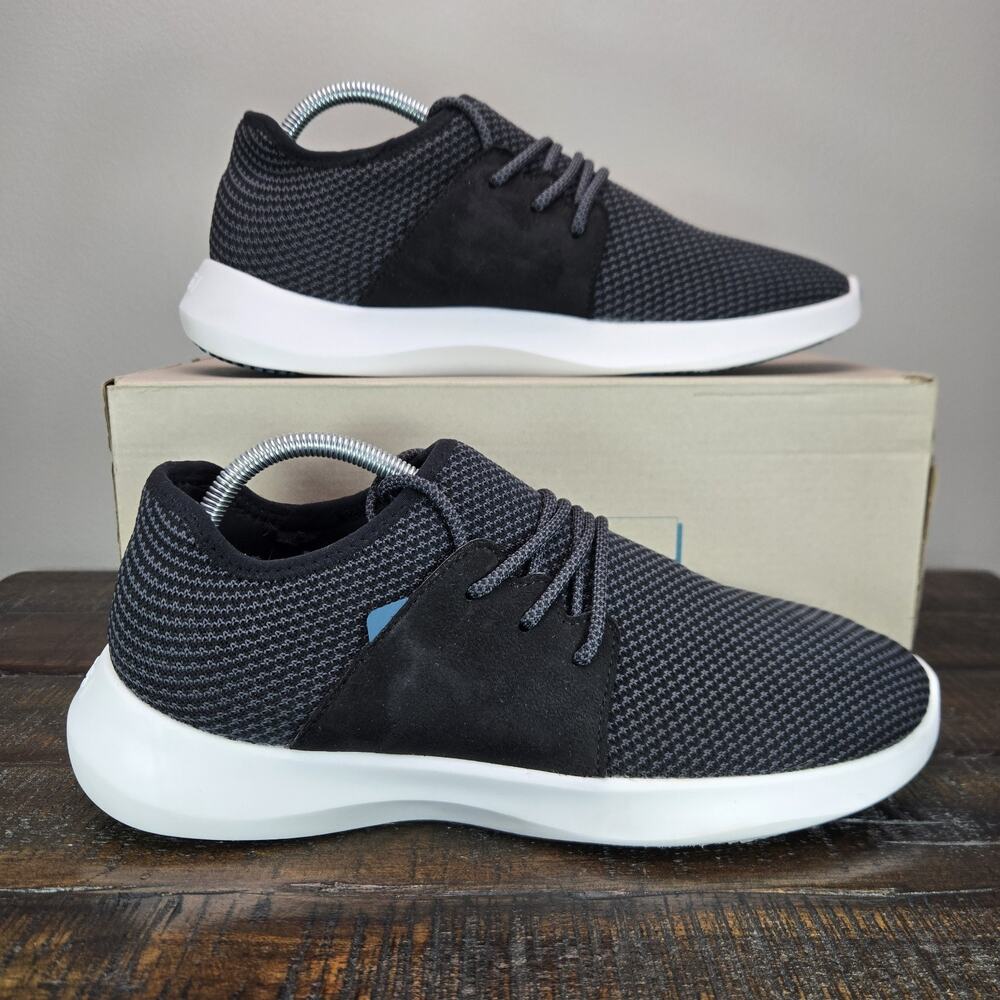 Vessi Everyday Classic Mens Size 10 Waterproof Shoes Sneakers Midnight Black